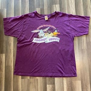 Looney tunes tshirt